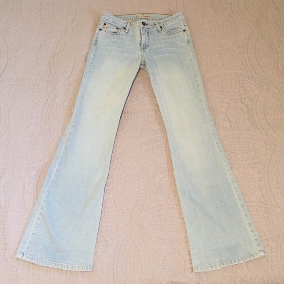 EUC Refuge lighter washed jeans - Picture 4 of 6